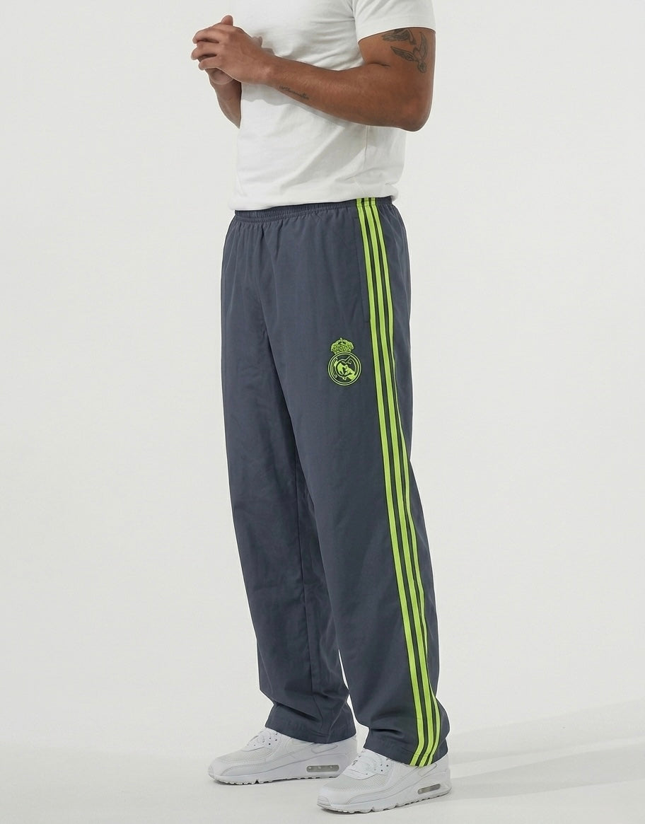 ADIDAS REAL MADRID TRACKPANTS (M)