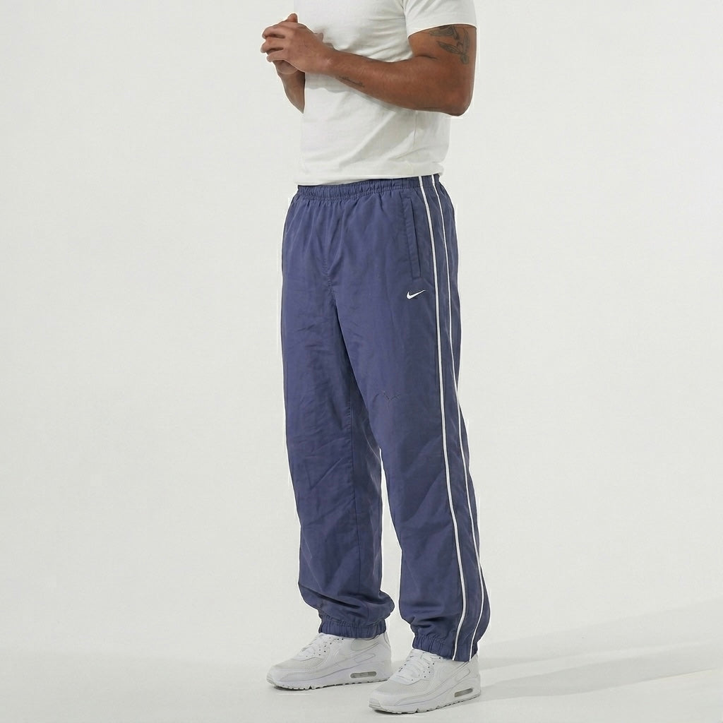 NIKE TRACKPANTS (M)