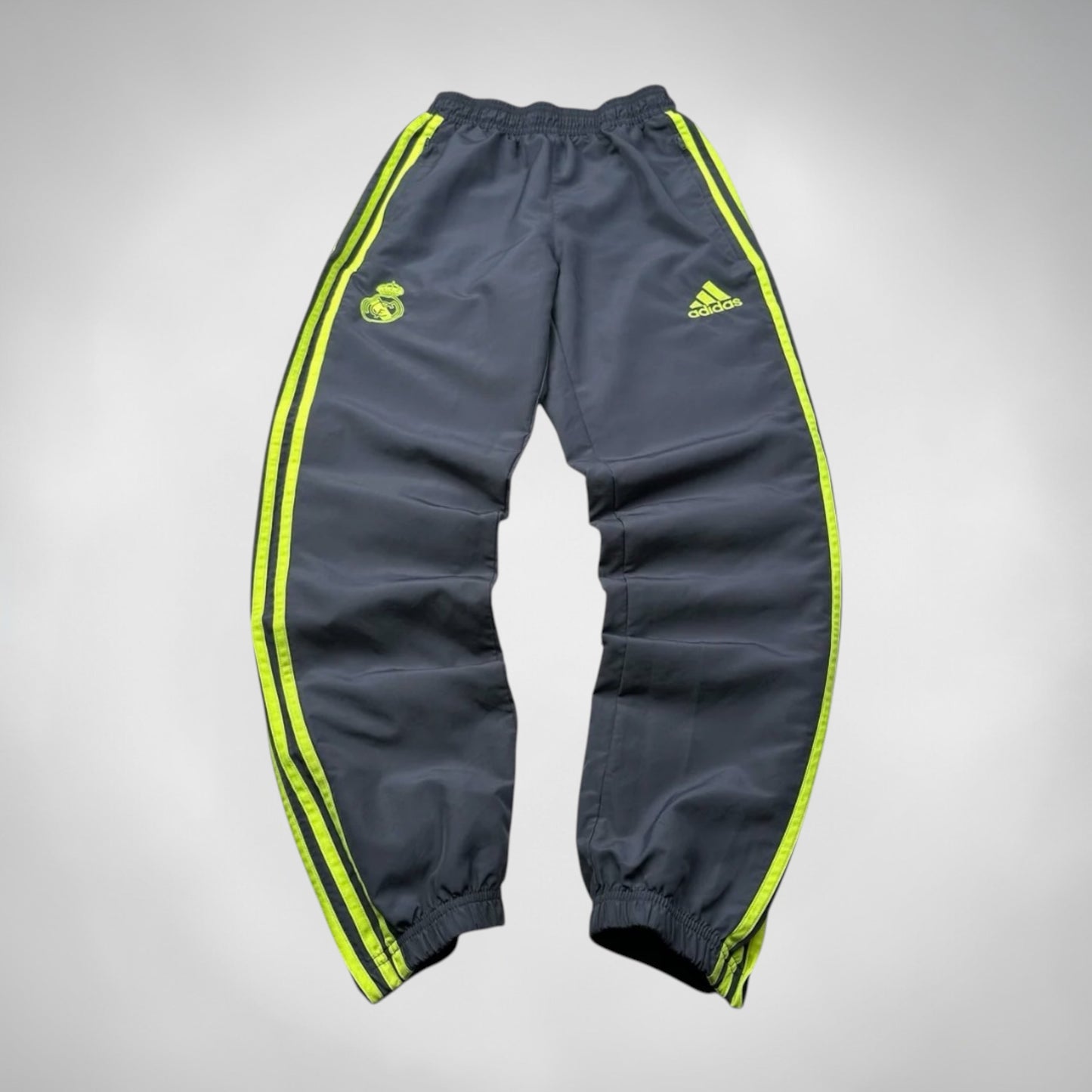 ADIDAS REAL MADRID TRACKPANTS (M)
