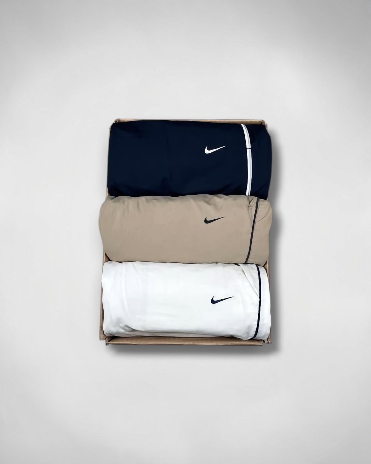NIKE VINTAGE TRACKPANTS MYSTERY BOX (1 PIECE)